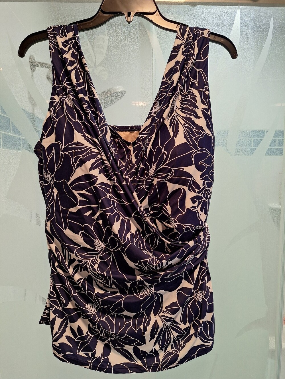 Floral Ruched V-Neck Tank Top - Navy & White